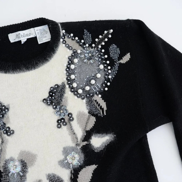 Vintage Angora Elegant Black and White Floral Sweater - Picture 10 of 13